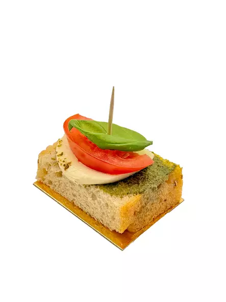 COCKTAILPALA- PESTO-MOZZARELLA-FOCCACCIA - SUOLAISET - 12012005 - 2